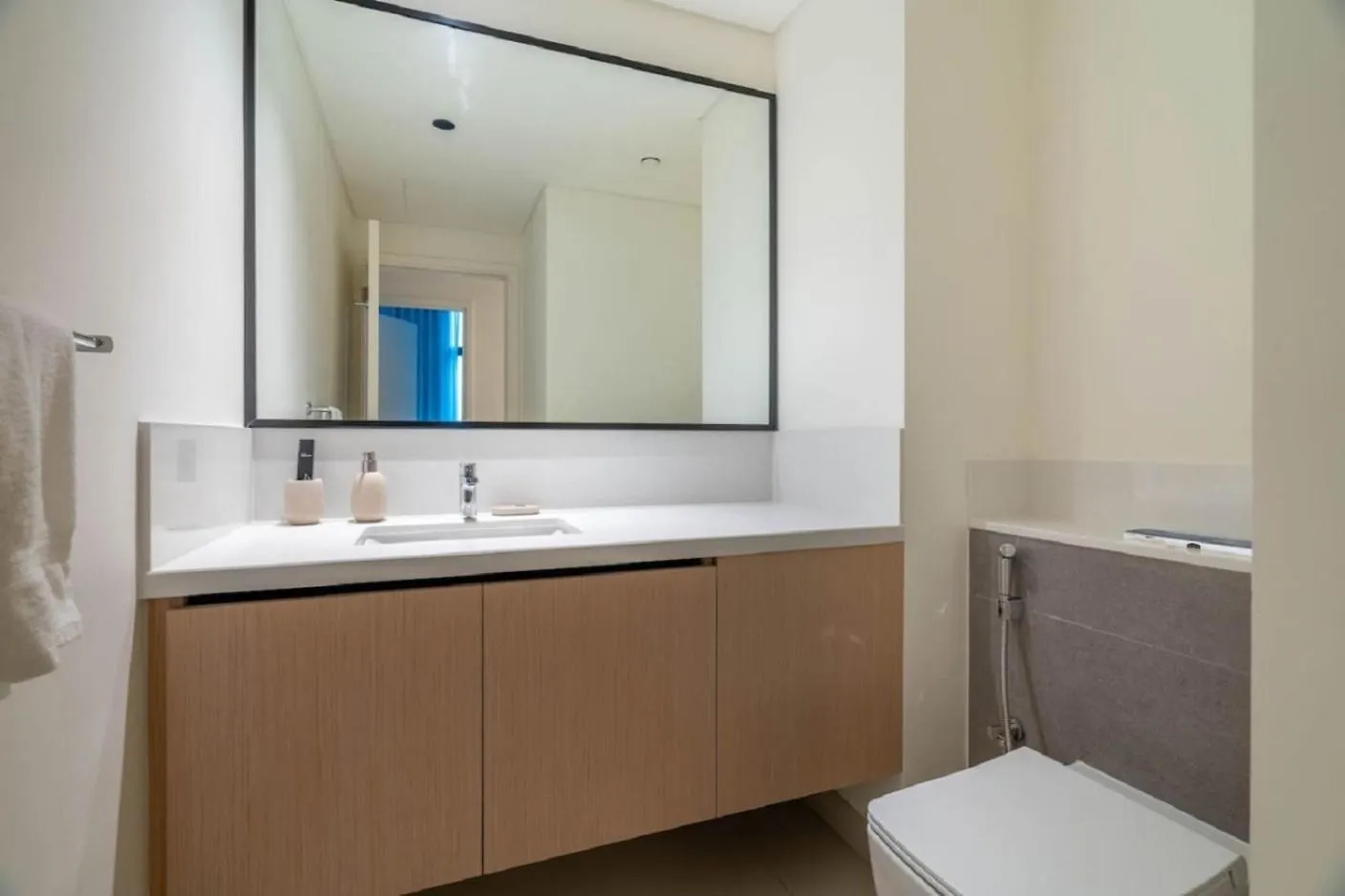 Premium Burj Khalifa View In Downtown Dubai Apartment