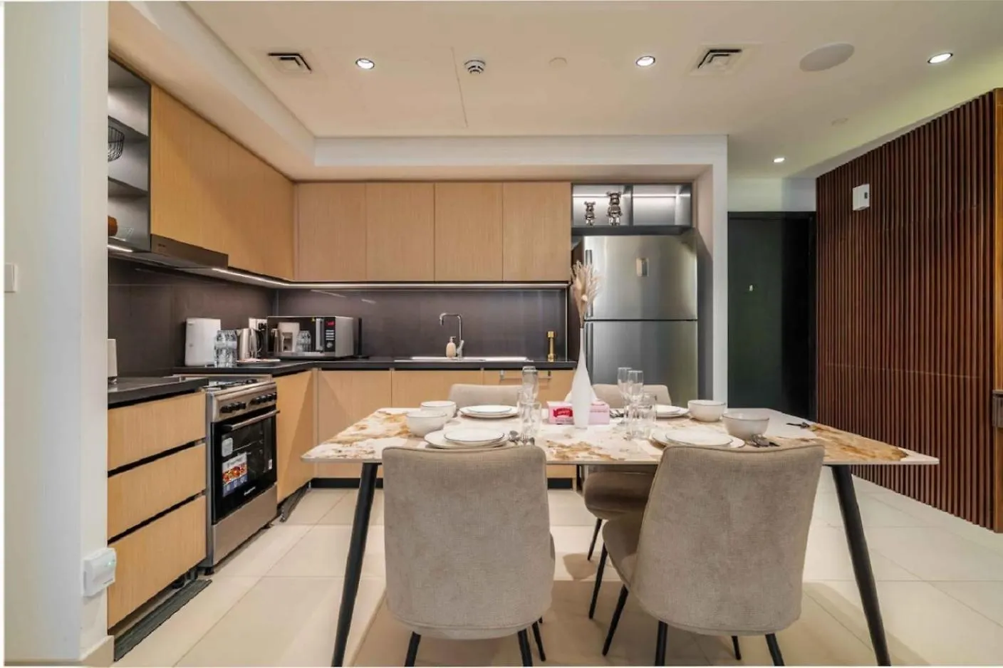 Premium Burj Khalifa View In Downtown Dubai Apartment